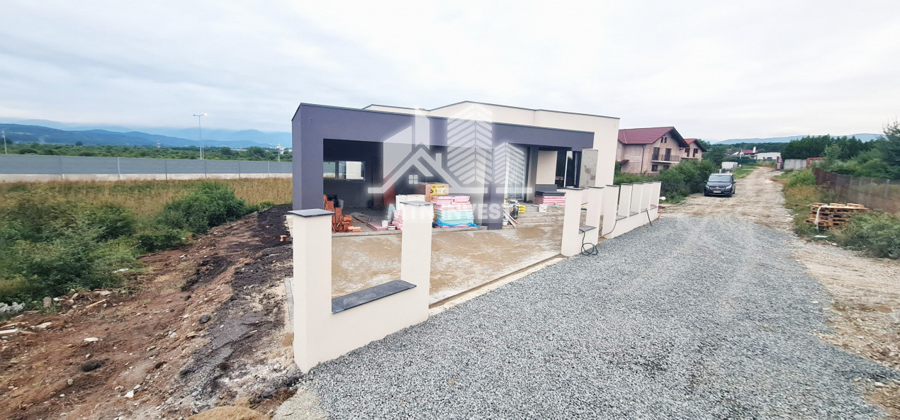 Vila Spatioasa Selimbar | 4 Camere, Garaj, Terase | Teren 817 mp  | Comision 0%