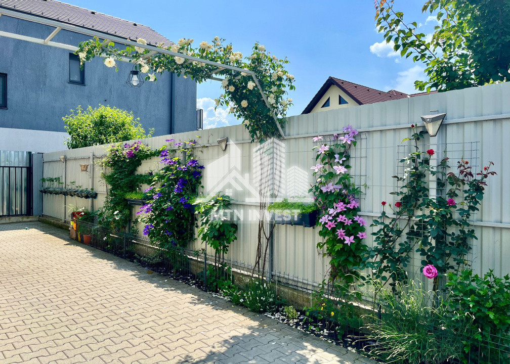Casa de vanzare 4 camere, Selimbar Trifoiului | Curte proprie 