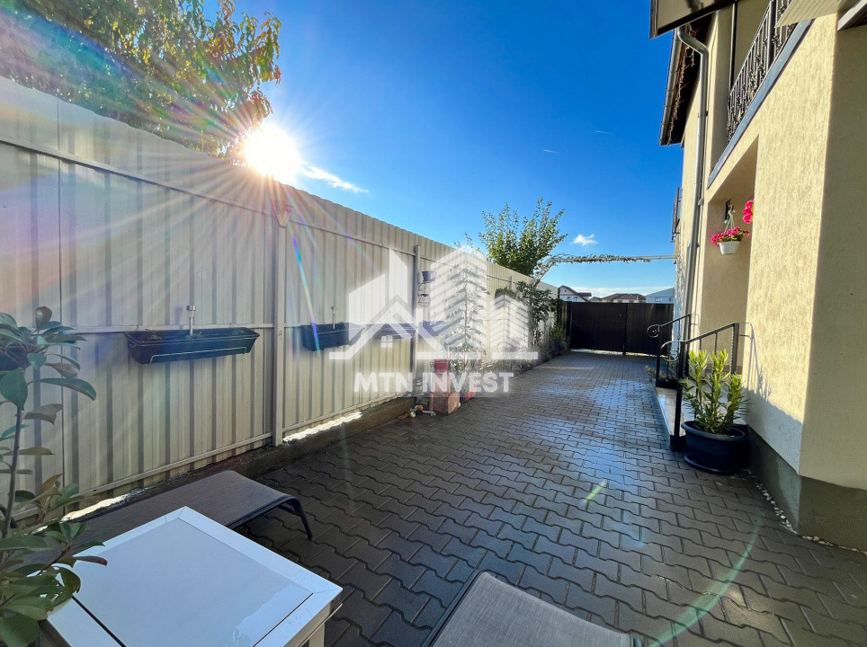 Casa de vanzare 4 camere, Selimbar Trifoiului | Curte proprie 