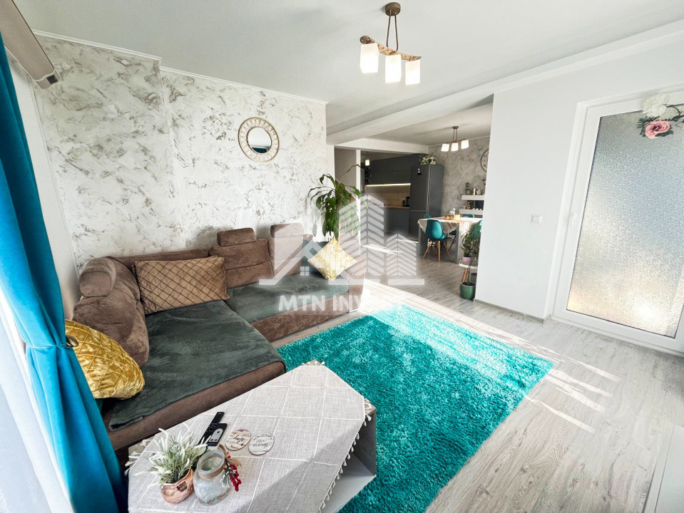 Casa de vanzare 4 camere, Selimbar Trifoiului | Curte proprie 