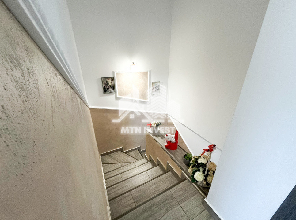 Casa de vanzare 4 camere, Selimbar Trifoiului | Curte proprie 