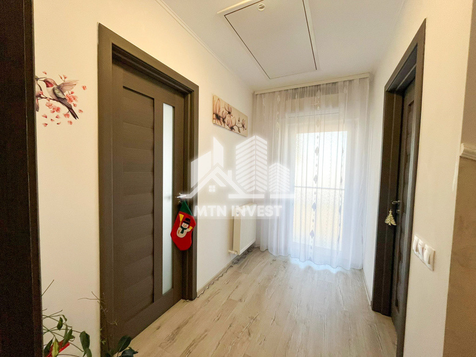 Casa de vanzare 4 camere, Selimbar Trifoiului | Curte proprie 