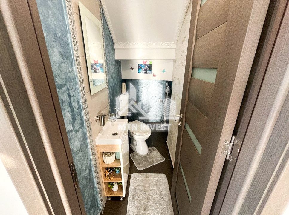 Casa de vanzare 4 camere, Selimbar Trifoiului | Curte proprie 