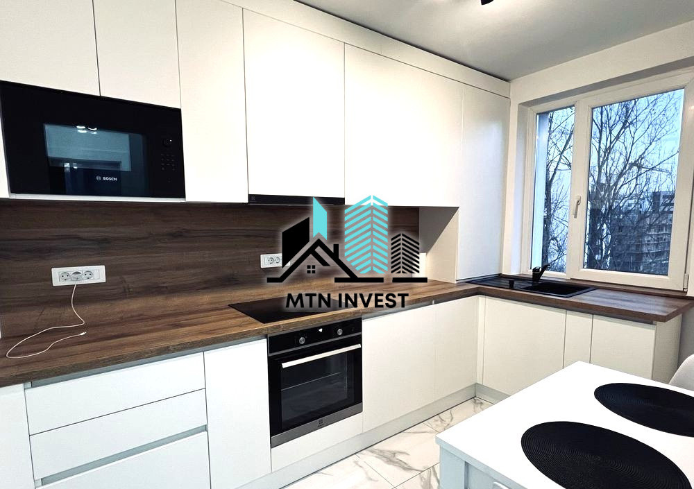 Apartament de vanzare cu 2 camere decomandate+balcon  | Zona Rahovei, Sibiu