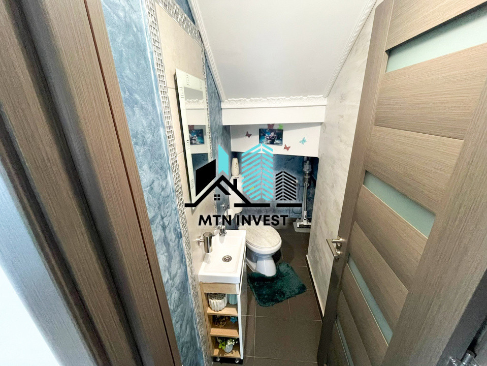 Casa de vanzare 4 camere, Selimbar Unirii | Curte proprie