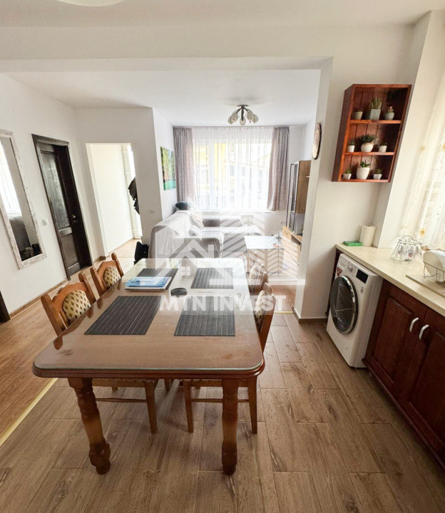 Casa 4 camere de vanzare Sibiu in Cartierul Arhitectilor, Curte Proprie, Parcare