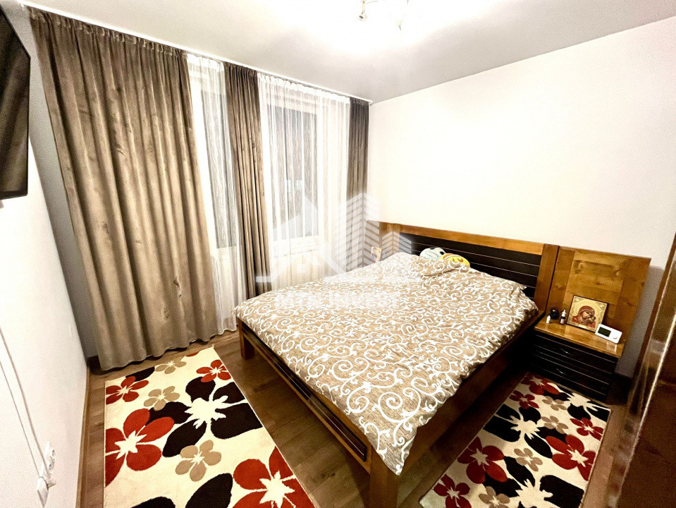 Casa 4 camere de vanzare Sibiu in Cartierul Arhitectilor, Curte Proprie, Parcare