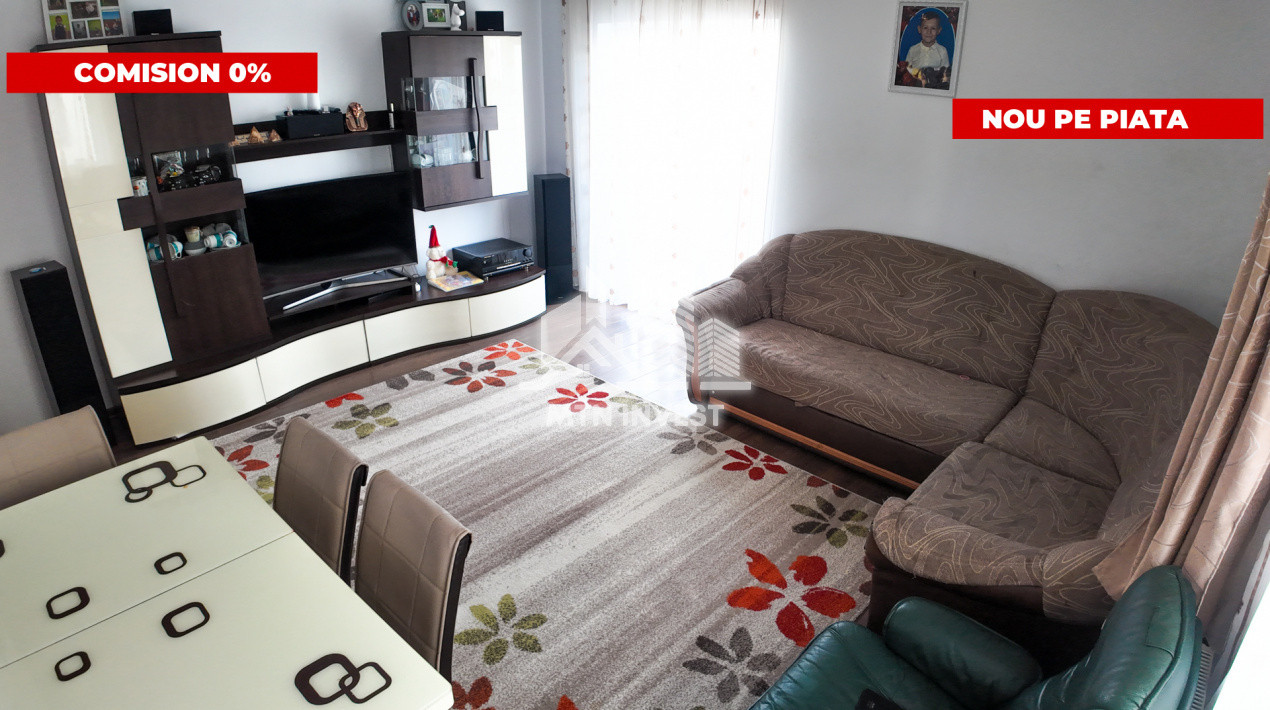 Apartament decomandat de vanzare cu 3 camere, pe Calea Cisnadiei 