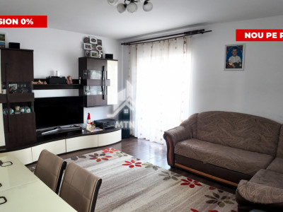 Apartament decomandat de vanzare cu 3 camere, pe Calea Cisnadiei 