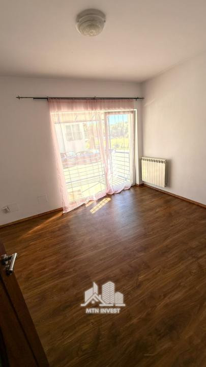 Apartament 3 camere 77,30 mp cu gradina 40 mp in Cisnadie | Renovat | Parcare 