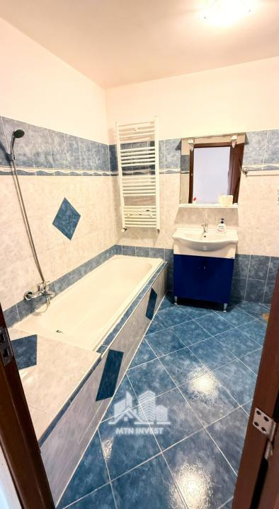 Apartament 3 camere 77,30 mp cu gradina 40 mp in Cisnadie | Renovat | Parcare 
