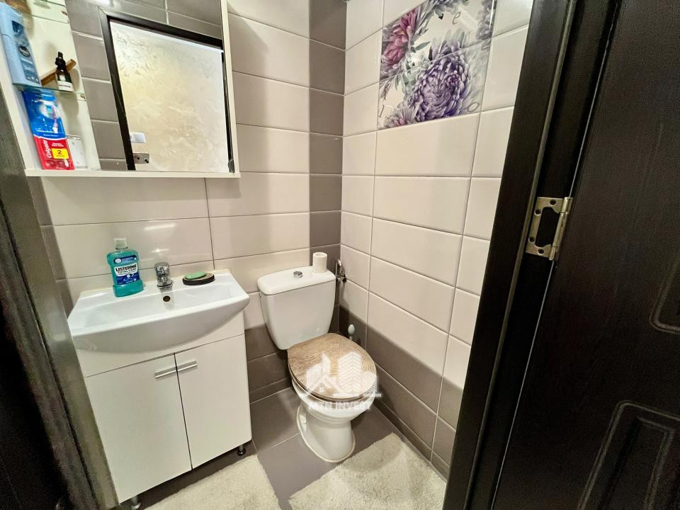 Garsoniera renovata de vanzare in Sibiu Etaj 1 , Broscarie
